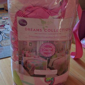 Disney girl's comforter